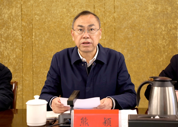 熊颖书记